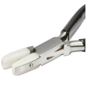 NYLON JAW FLATNOSE 120MM BLACK HANDLE